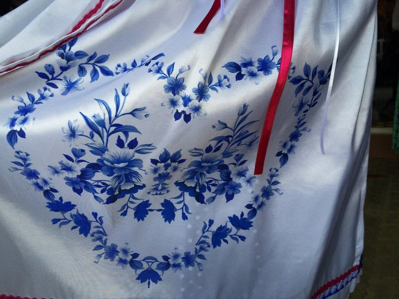 Dirndl Fuchs Trachten, Druckschürze, Blau, Midi 60 cm