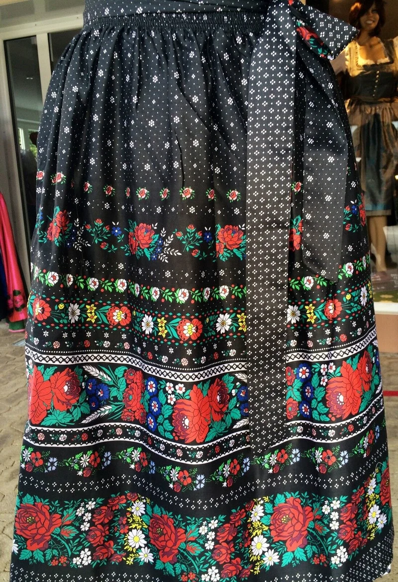 Dirndl Wenger, kariert, schwarz/weiß, Midi 70 cm