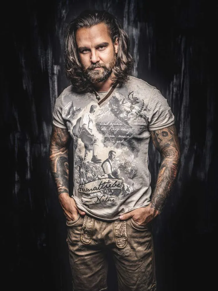MODELL: SEVERIN