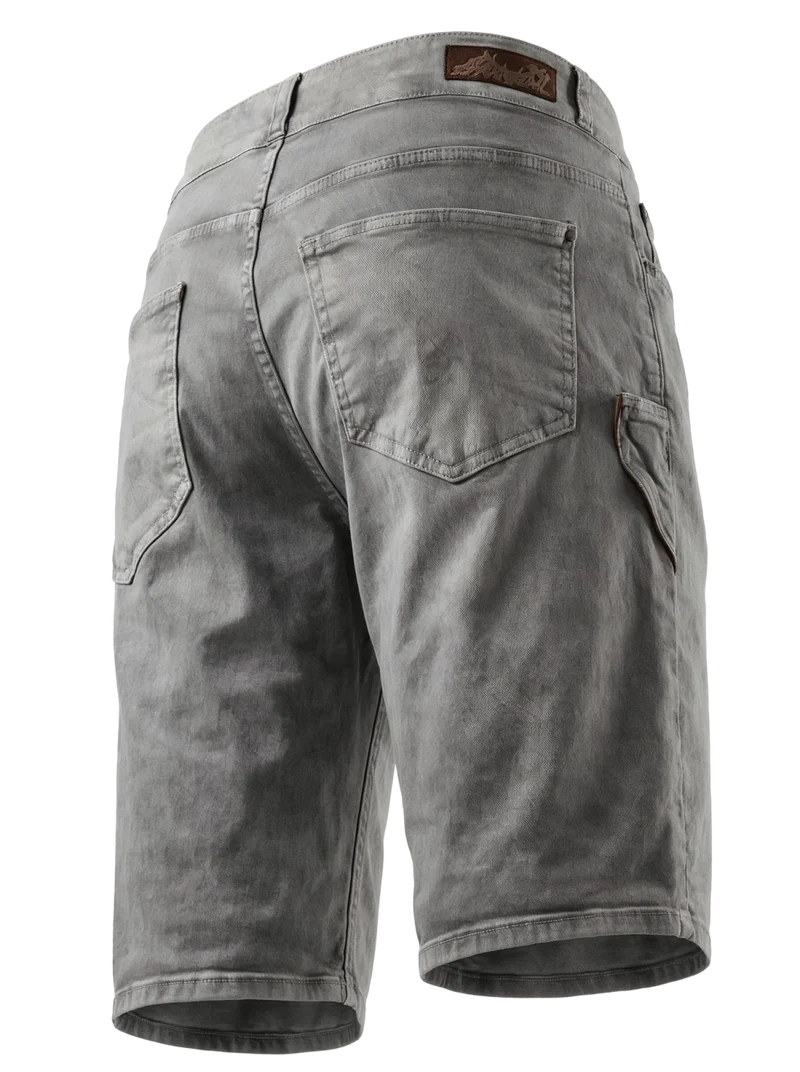 MODELL: HECTOR