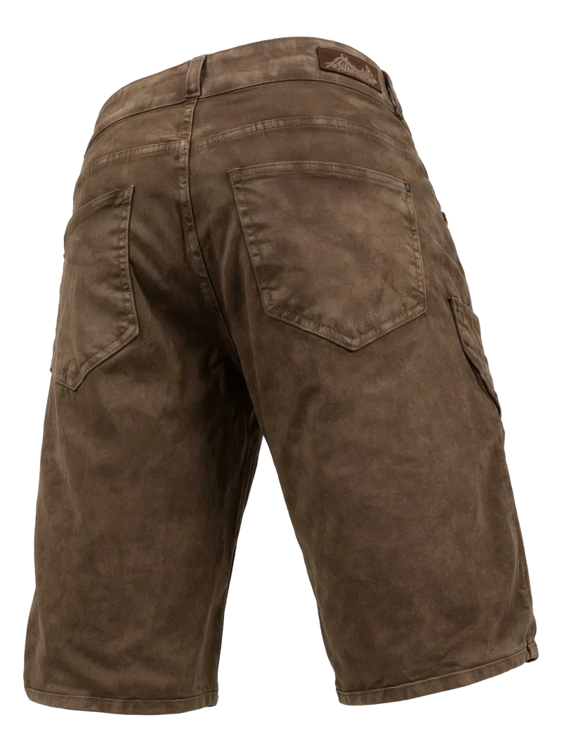 MODELL: HECTOR