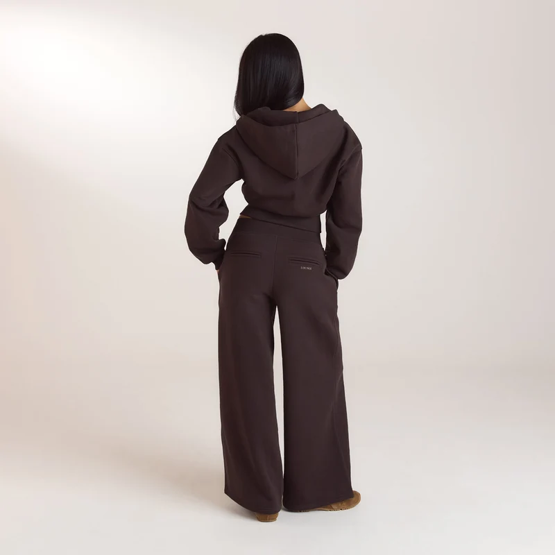 Taillierter Zip-Hoodie - Dunkle Schokolade