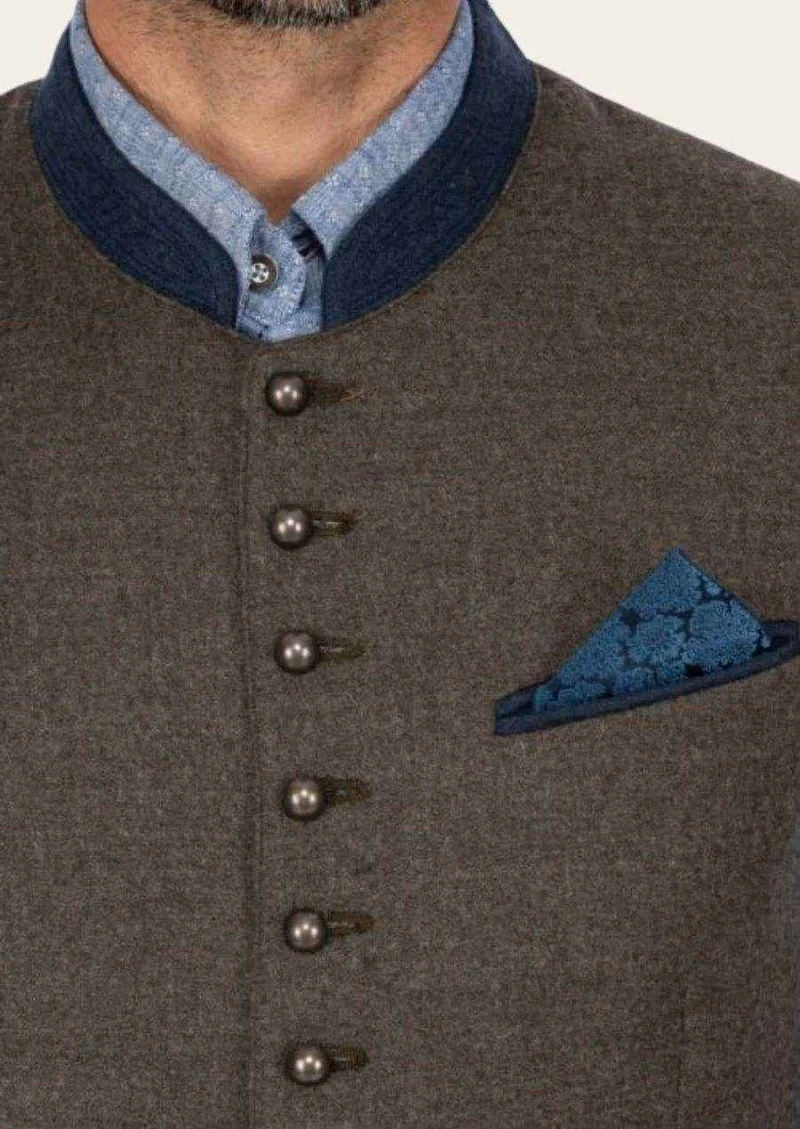 Herren Trachtenweste Braun mit traditionellen Details