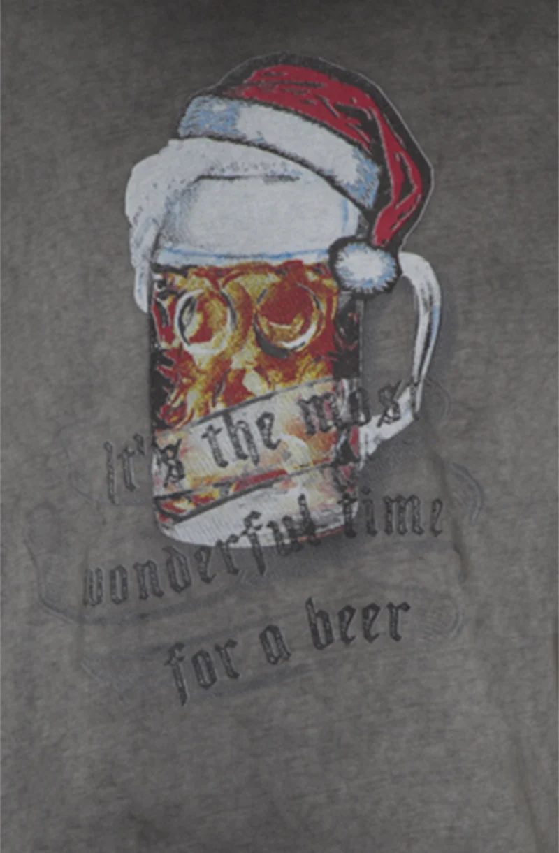Damen T-Shirt Biermotiv mit Weihnachtsmütze