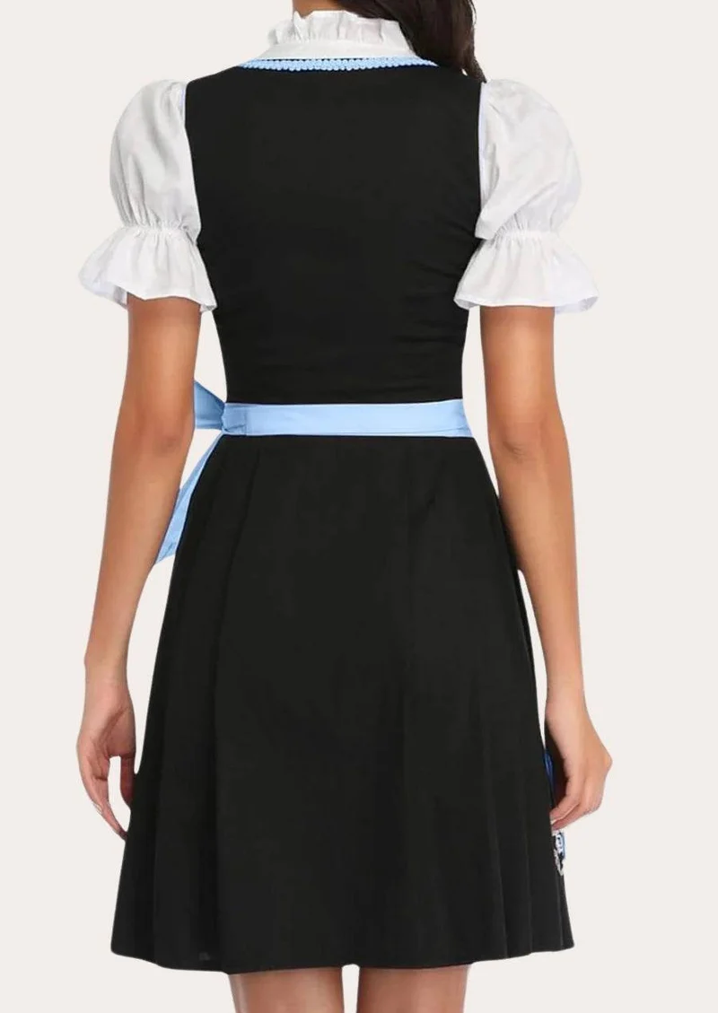 Klassisches Dirndl für Damen mit Schürze und Bluse
