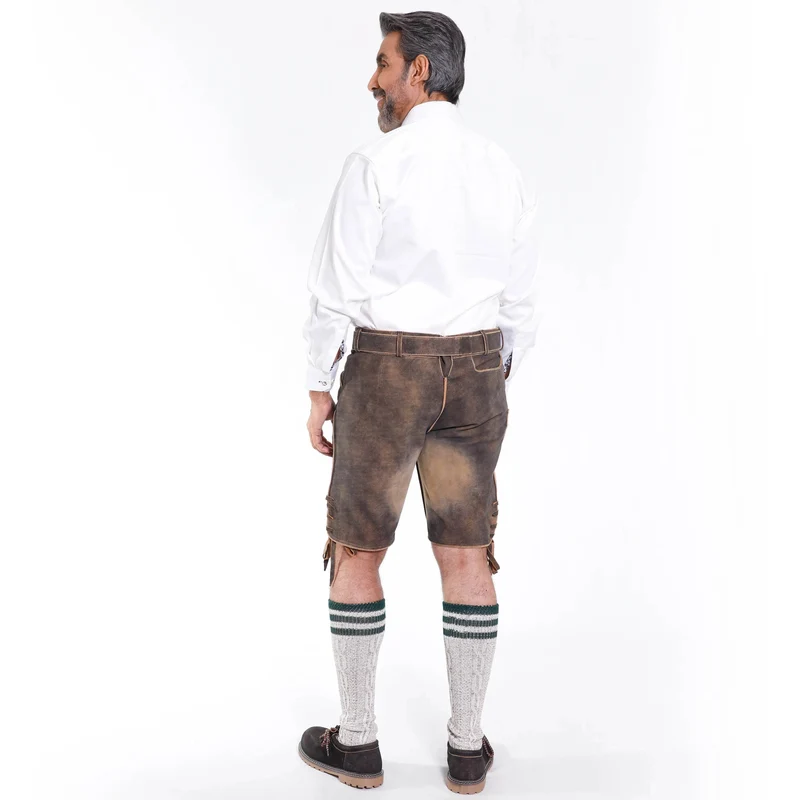Kurze Trachtenlederhose mit Herzstickerei