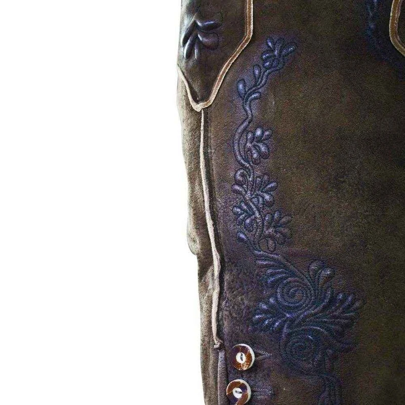 Herren Lederhose mit Almcharme und bayerischer Seele