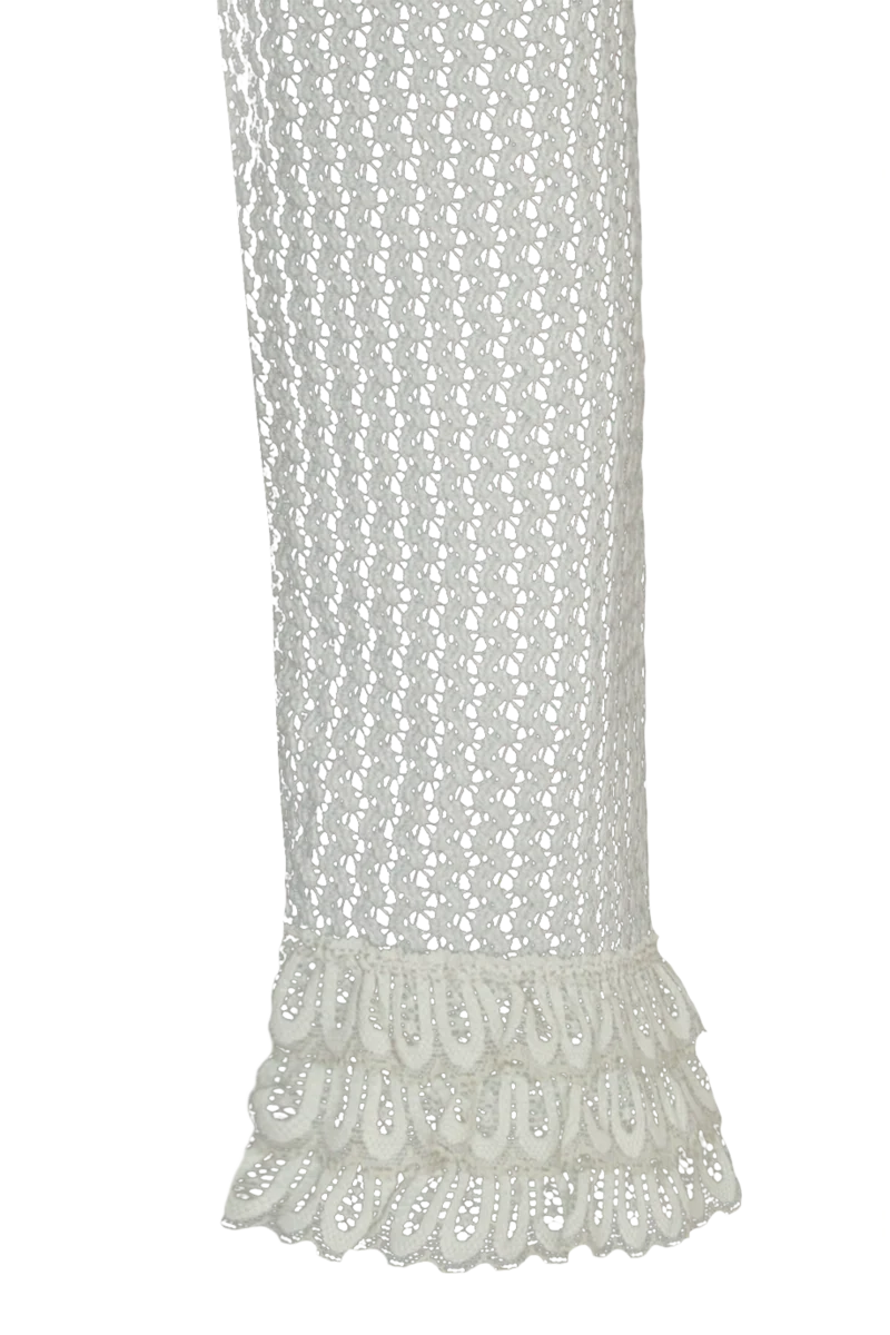 Hochgeschlossene Damen-Dirndlbluse mit langen Ärmeln