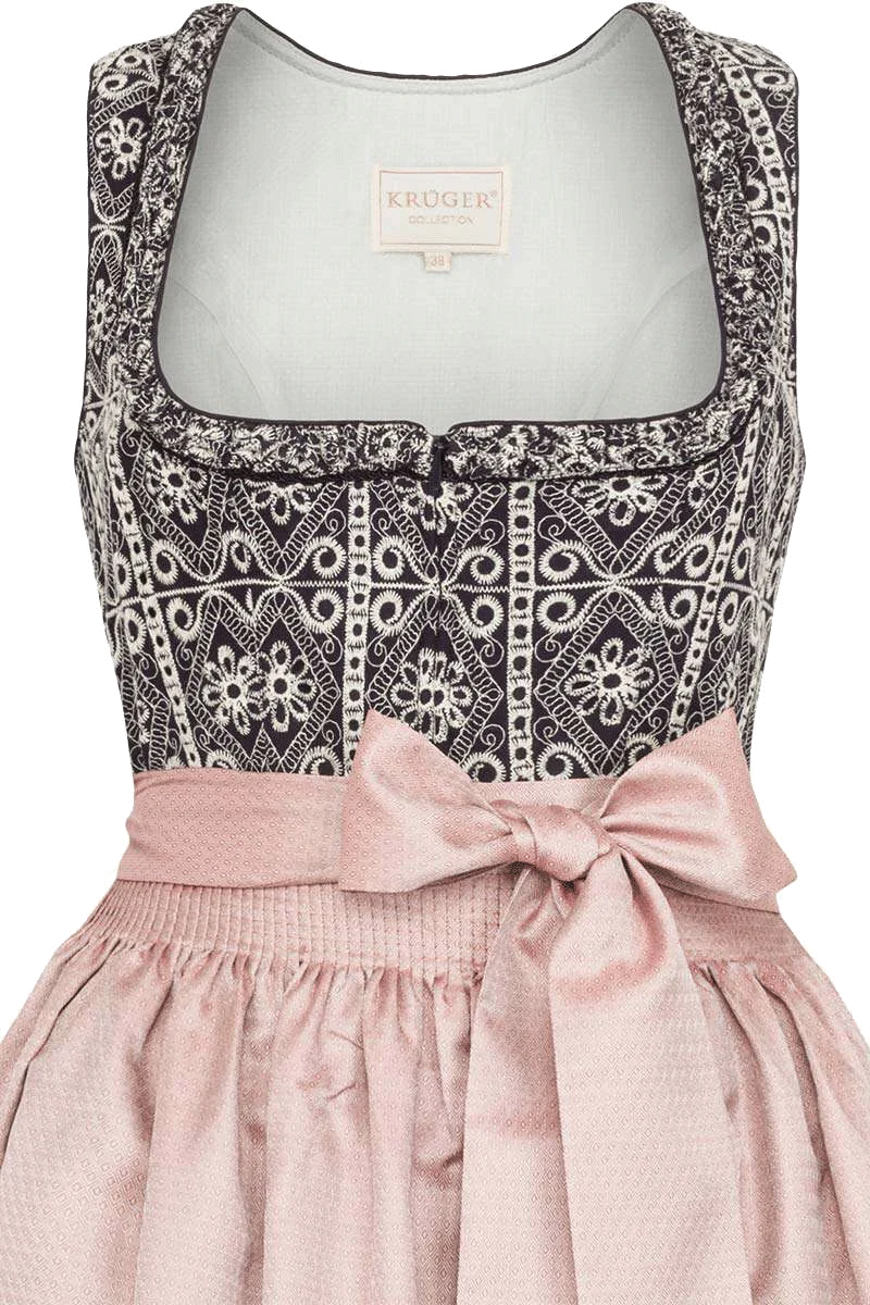 Mini-Dirndl mit Ethno-Muster