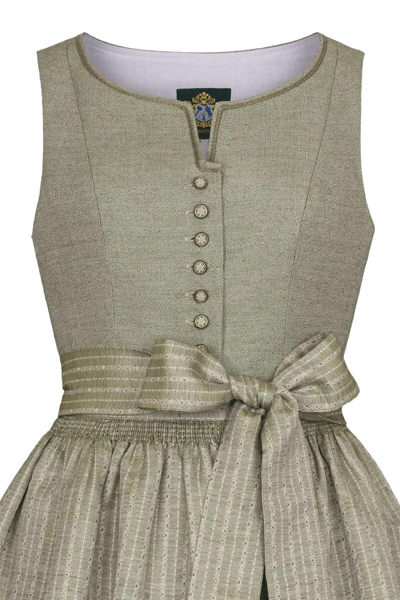 Dirndl lang mit hochgeschlossenem Ausschnitt