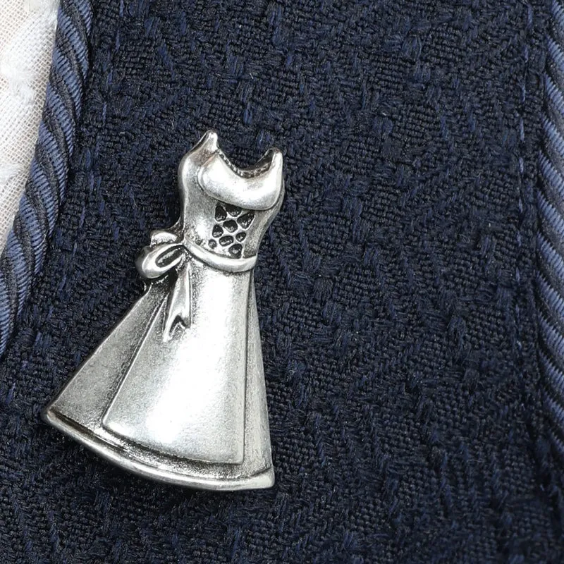 MarJo Anstecker Dirndl Altsilber