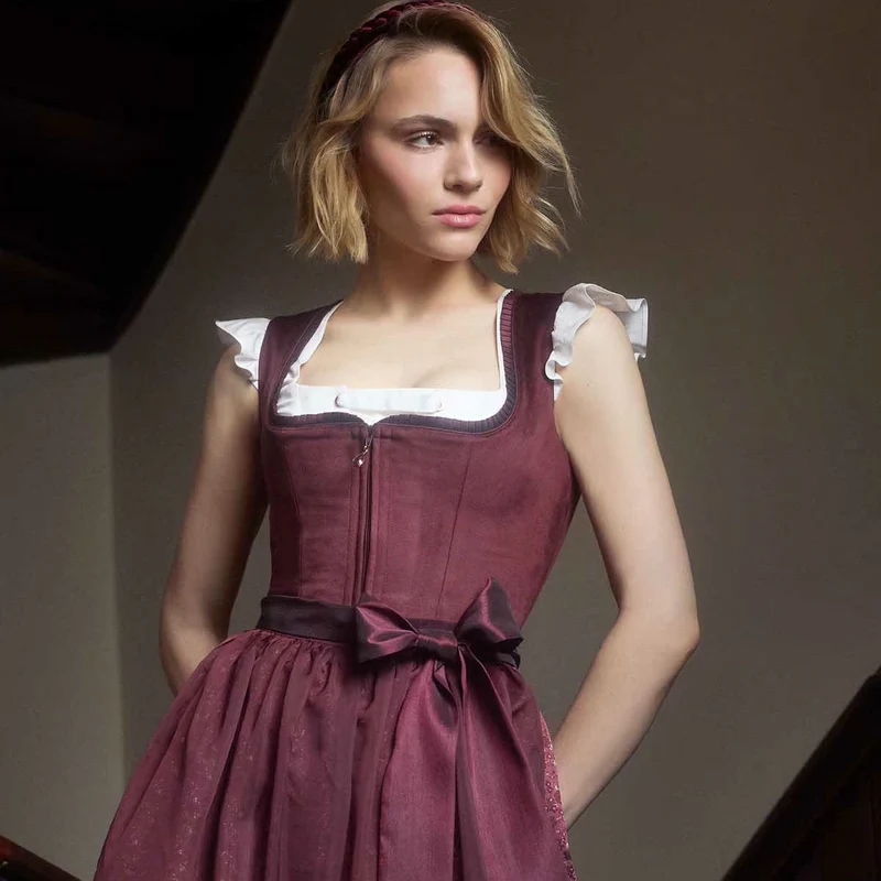 Krüger Dirndl Dilia Dunkelrot Samt mit Reißverschluss 70cm