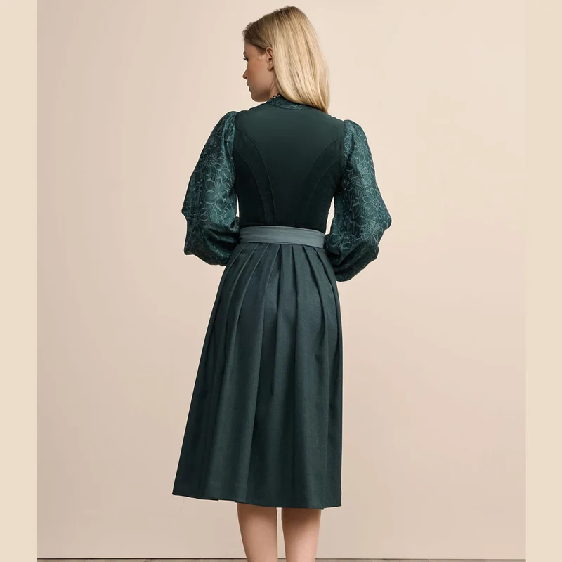 Krüger Dirndl Valera Tannengrün Herz-Ausschnitt 70cm