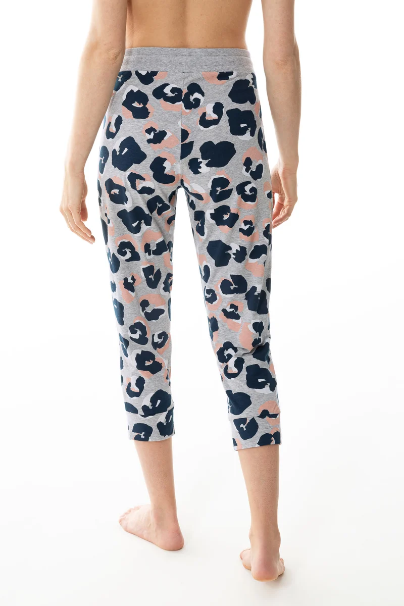 pants 3/4 length